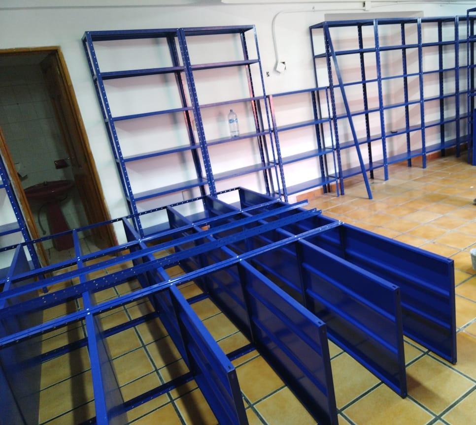 Estante 45x85